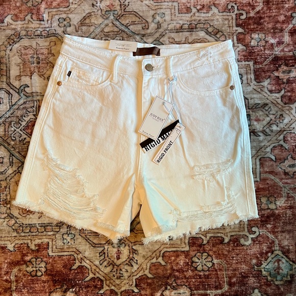 Judy Blue White Frayed Denim Jean Shorts - Picture 1 of 5
